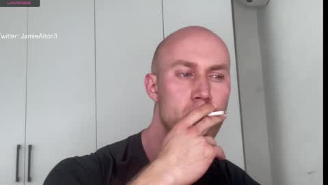 Snapshot of wlademarbergs chatting on May 8, 8:41 am Wlademar online show from May 8, 8:41 am