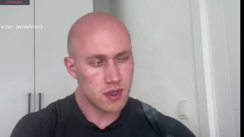 Snapshot of wlademarbergs chatting on May 16, 6:43 am Wlademar online show from May 16, 6:43 am
