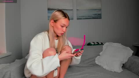 Snapshot of wladilia chatting on February 11, 8:42 pm wladilia online show from February 11, 8:42 pm