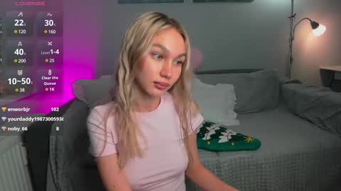 Snapshot of wladilia chatting on February 13, 11:47 pm wladilia online show from February 13, 11:47 pm