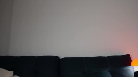 wladilia online show from December 19, 8:49 pm