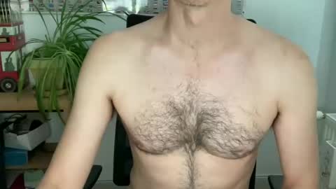 Snapshot of wladsexy88 chatting on December 2, 11:45 am Wladsexy88 online show from December 2, 11:45 am