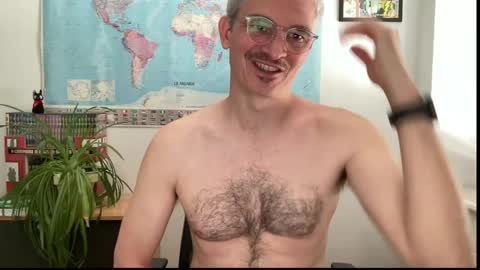 Wladsexy88 online show from April 24, 9:12 am