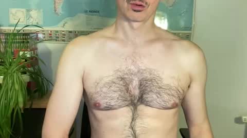 Wladsexy88 online show from April 25, 11:46 pm