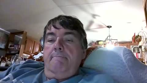 Snapshot of wldlife chatting on October 12, 10:42 pm wldlife online show from October 12, 10:42 pm