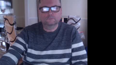 Snapshot of wobble444 chatting on February 10, 10:31 am wobble444 online show from February 10, 10:31 am