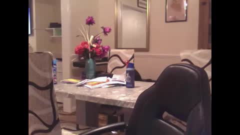 Snapshot of wobble444 chatting on October 13, 12:21 am wobble444 online show from October 13, 12:21 am