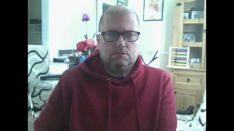 Snapshot of wobble444 chatting on November 10, 10:47 am wobble444 online show from November 10, 10:47 am