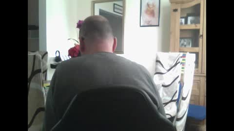 Snapshot of wobble444 chatting on December 2, 11:26 am wobble444 online show from December 2, 11:26 am