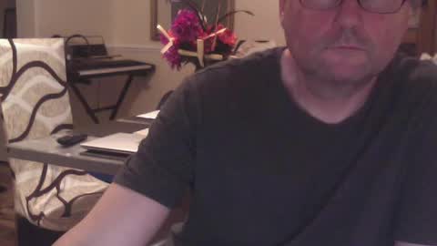Snapshot of wobble444 chatting on June 18, 11:42 pm wobble444 online show from June 18, 11:42 pm