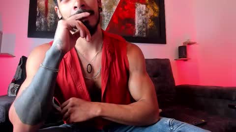 Snapshot of wolferatus chatting on October 13, 9:15 pm wolferatus online show from October 13, 9:15 pm