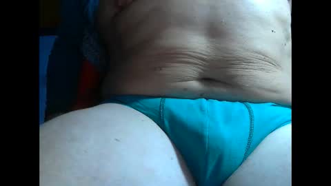 Snapshot of wolfoerl chatting on September 14, 4:06 pm wolfoerl online show from September 14, 4:06 pm