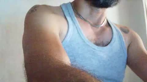 Snapshot of wolfofsea chatting on October 18, 12:02 am Luis online show from October 18, 12:02 am