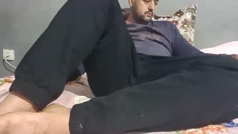 Snapshot of wolfrot chatting on December 11, 1:05 am wolf boy online show from December 11, 1:05 am