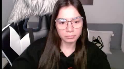 Alex online show from September 18, 2:35 am