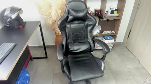 wolker_allan online show from November 21, 6:17 pm