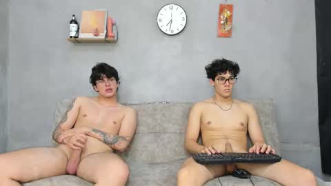 Brayan 8 - Blerth 3 - Alejandro  online show from November 24, 12:32 am