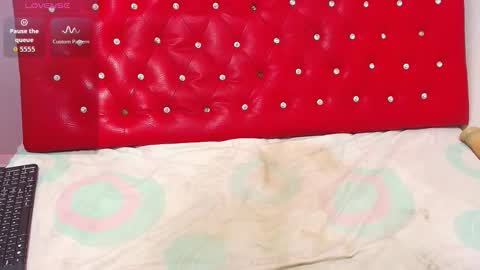   online show from October 26, 3:01 am