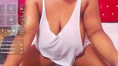 Snapshot of wonderfuldiana chatting on July 11, 8:44 pm online show from July 11, 8:44 pm