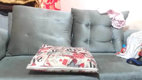 Snapshot of wonderfullight chatting on December 12, 9:04 pm SHENIEL RODRIGUEZ online show from December 12, 9:04 pm