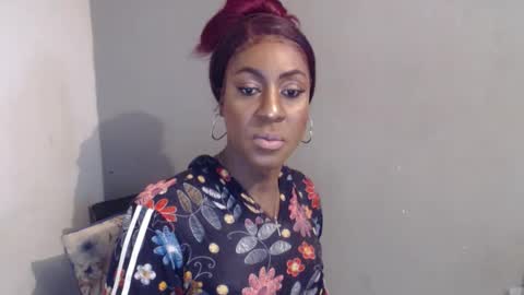 SHENIEL RODRIGUEZ online show from April 14, 11:16 am