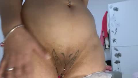 Wondergirl online show from March 13, 8:54 am