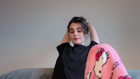 Stia online show from March 29, 2:17 pm