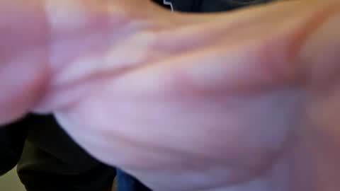 Snapshot of woodc71 chatting on March 18, 11:46 am woodc71 online show from March 18, 11:46 am