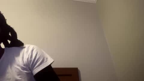 Woodpipe69 online show from March 5, 2:03 am