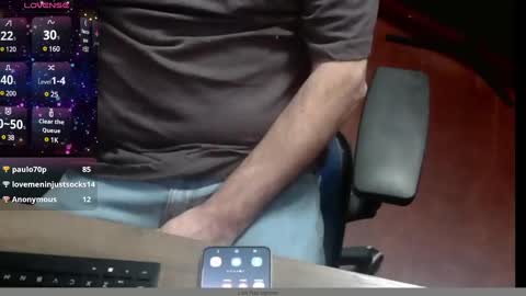 Snapshot of woodworker6473 chatting on December 27, 11:53 pm woodworker6473 online show from December 27, 11:53 pm
