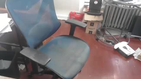 Snapshot of woodworker6473 chatting on October 3, 12:35 pm woodworker6473 online show from October 3, 12:35 pm