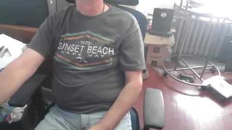 woodworker6473 online show from November 14, 1:43 pm