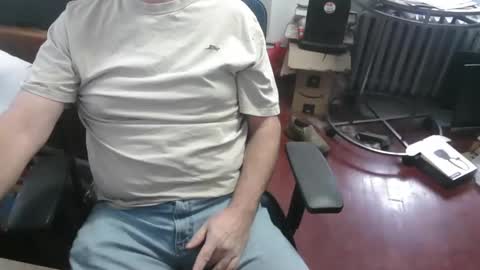 woodworker6473 online show from November 19, 3:23 pm