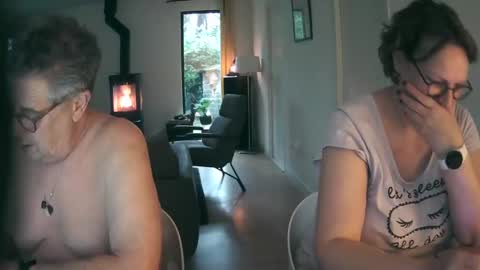 woodwurm and Snoeske online show from January 24, 3:34 pm