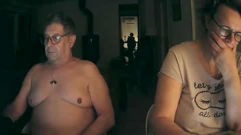 woodwurm and Snoeske online show from January 27, 5:47 am