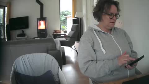 woodwurm and Snoeske online show from February 7, 1:11 pm