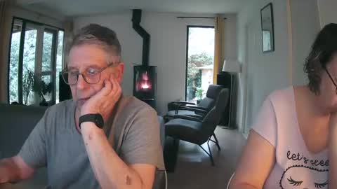 woodwurm and Snoeske online show from February 26, 4:45 pm