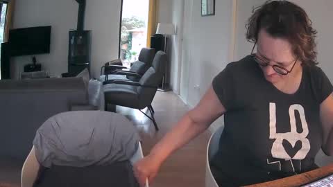 woodwurm and Snoeske online show from March 11, 7:15 am