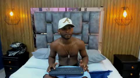 Snapshot of woody__danielson chatting on August 4, 8:11 pm Woody Danielson online show from August 4, 8:11 pm