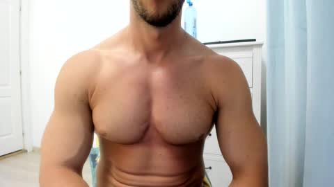 Snapshot of woolfiie chatting on June 2, 8:33 pm Wolfie online show from June 2, 8:33 pm