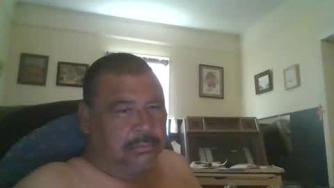 woperator12 online show from April 25, 7:00 pm