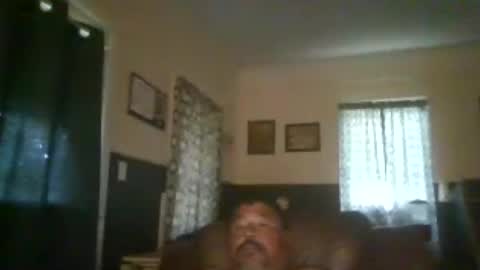 Snapshot of woperator12 chatting on June 20, 11:35 am woperator12 online show from June 20, 11:35 am