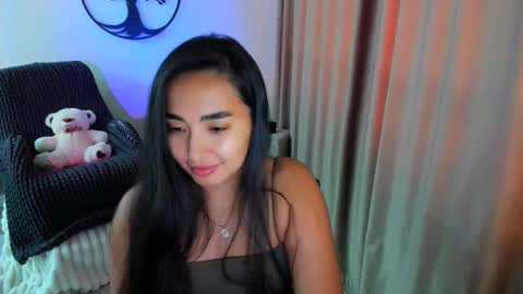 dudetta Kim online show from October 17, 8:06 am