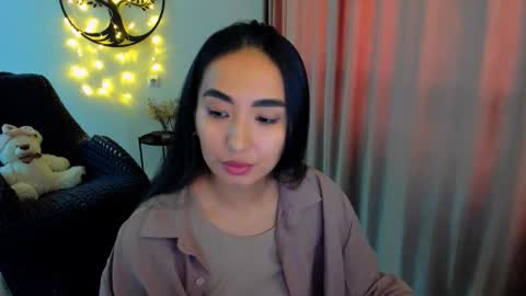 dudetta Kim online show from February 7, 9:46 am