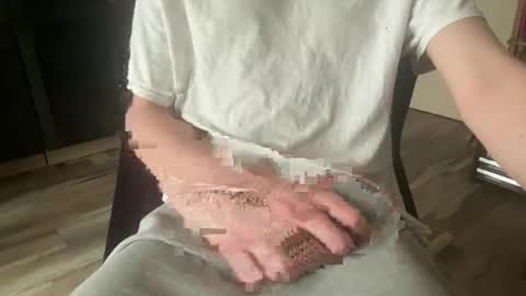 wormburm online show from April 11, 2:21 pm