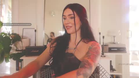 Brielle online show from February 25, 11:00 pm