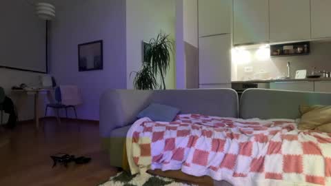 Glen online show from April 20, 11:39 pm