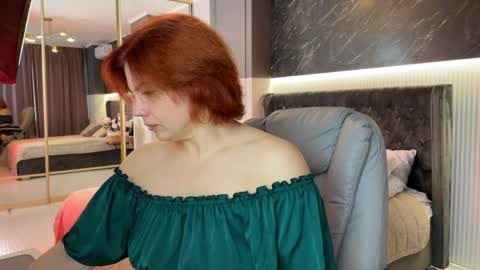 Maya online show from March 29, 1:38 am