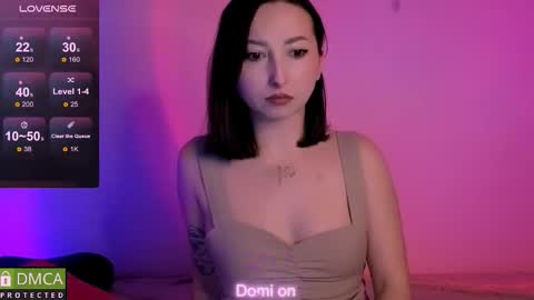 Snapshot of wow_sue chatting on November 30, 5:17 pm Sue online show from November 30, 5:17 pm