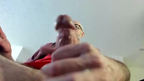 wowsah online show from November 24, 4:51 pm